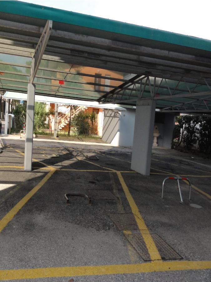 Bel Sole - Appartamenti Bibione Bagian luar foto